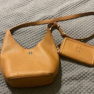 Matching Tory Burch crossover bag and wallet.